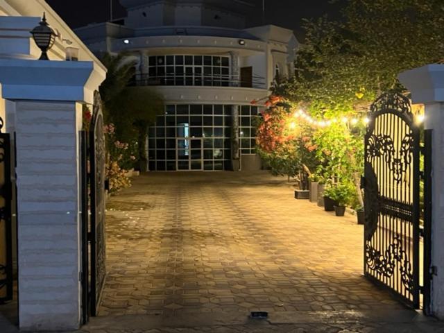 Alhosani Property Abu Dhabi Eksteriør bilde